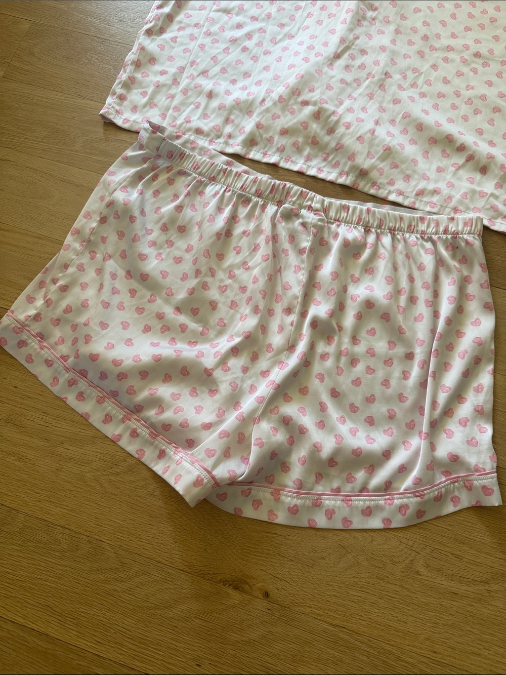 Tabitha Webb Women’s Pink Heart Printed Sleep Top & Shorts Sz XL - Picture 8 of 8